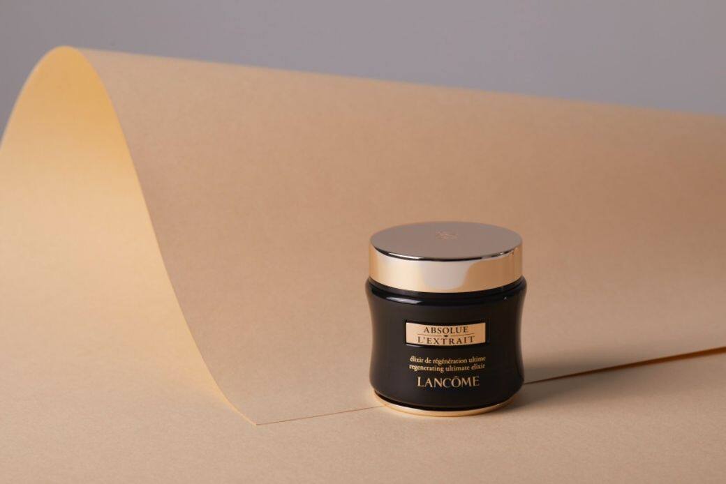 Absolue L’Extrait Ultimate Elixir 極緻完美再生精華乳霜 ($3,700 Lancôme)每瓶蘊含二百萬顆玫瑰幹 Absolue L’Extrait Ultimate Elixir 極緻完美再生精華乳霜 ($3,700 Lancôme)每瓶蘊含二百萬顆玫瑰幹