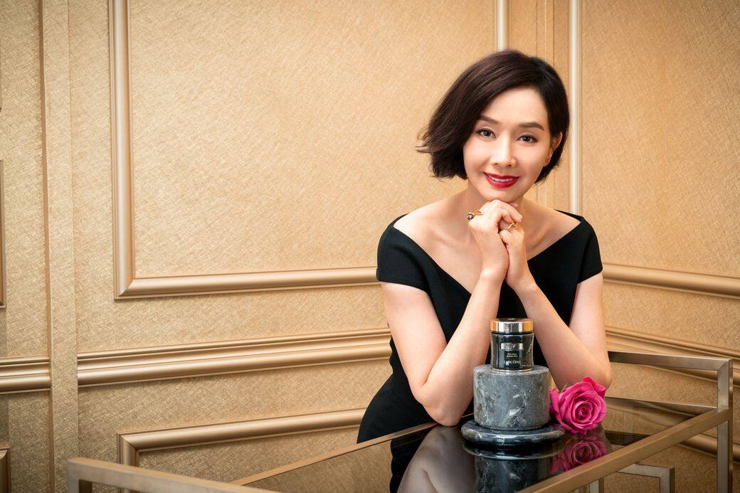 毛舜筠:「自信優雅地流露真實情感,便能散發極緻女性魅力。」毛舜筠憑《黃金 毛舜筠:「自信優雅地流露真實情感,便能散發極緻女性魅力。」毛舜筠憑《黃金