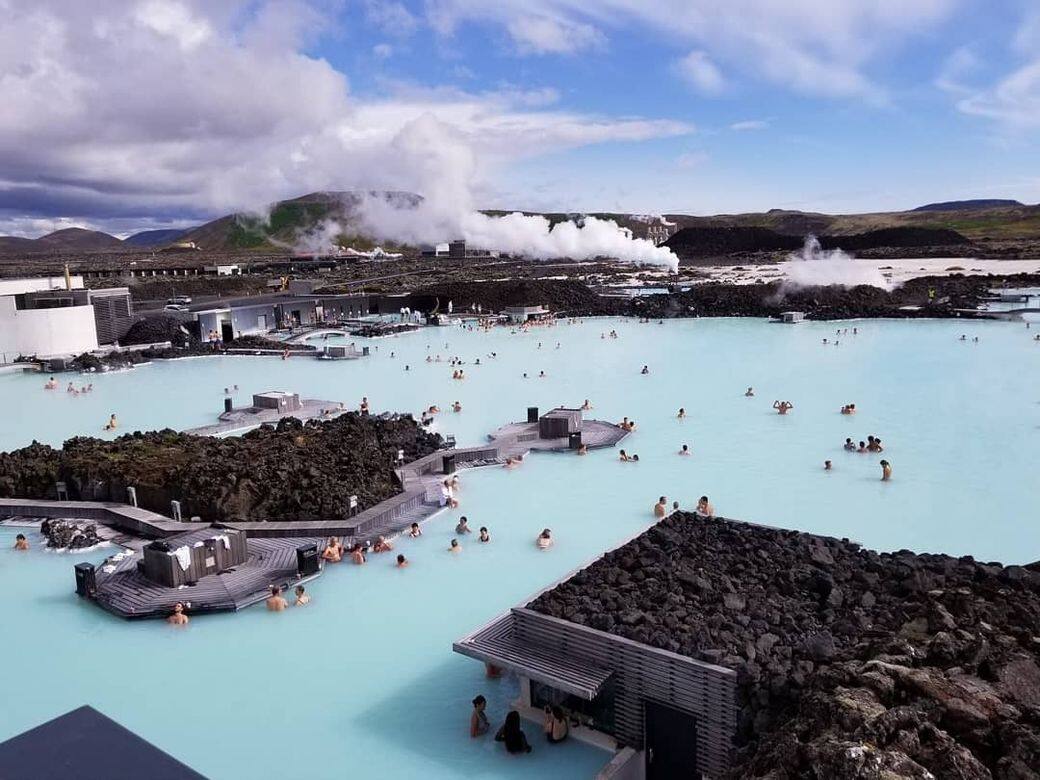 位於冰島西南面、雷克雅内斯半島的 The Blue Lagoon 藍湖 位於冰島西南面、雷克雅内斯半島的 The Blue Lagoon 藍湖