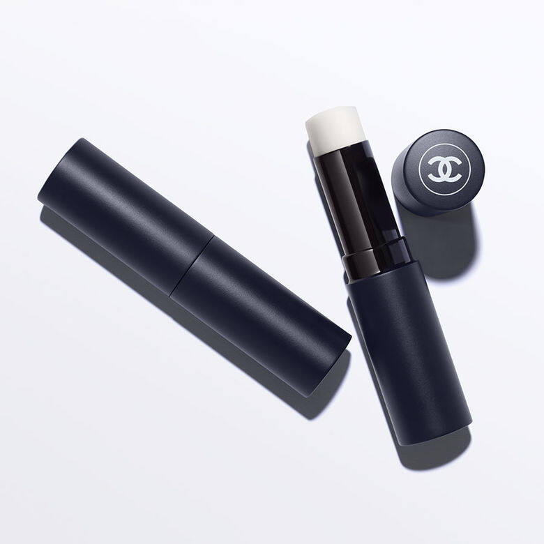 CHANEL LE BAUME LÈVRES 霧面保濕護唇膏具修護、柔膚、修潤功效 CHANEL LE BAUME LÈVRES 霧面保濕護唇膏具修護、柔膚、修潤功效