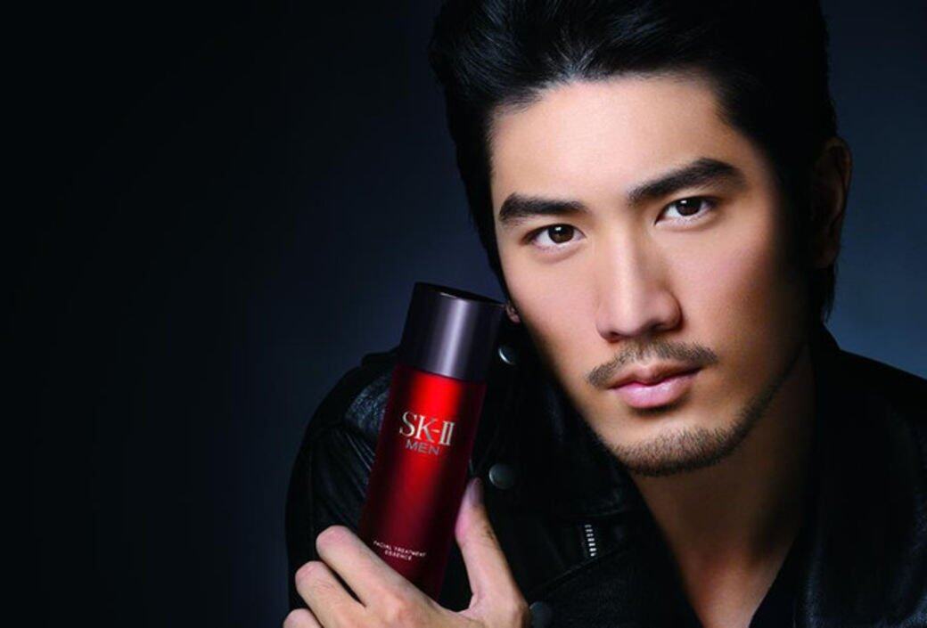 SK-II 皇牌神仙水賣到街知巷聞,有男士版你知道嗎?它隸屬於SK-II MEN男士活能系列,同樣含有經典成分PITERA™ SK-II 皇牌神仙水賣到街知巷聞,有男士版你知道嗎?它隸屬於SK-II MEN男士活能系列,同樣含有經典成分PITERA™