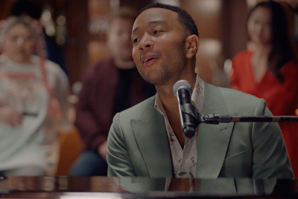 神級歌手John Legend,以獨特聲線唱出SK-II全新護膚情歌「Oh Pitera™」。 神級歌手John Legend,以獨特聲線唱出SK-II全新護膚情歌「Oh Pitera™」。