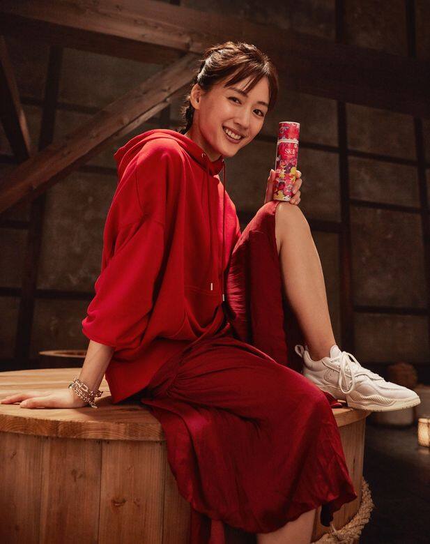 影片中一眾女星隨舞動雙手情境都是SK-II 的精心安排,IMMA 影片中一眾女星隨舞動雙手情境都是SK-II 的精心安排,IMMA