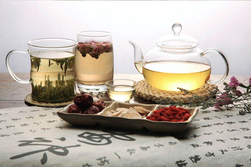 另外，註冊中醫師徐澤昌建議大家配合以下3款茶療，就能相得益彰解決