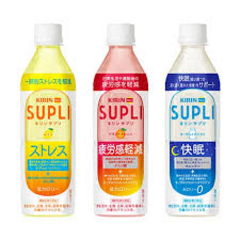 日本人推出的助眠飲品真的很多,當中除了茶氨酸外,也有一款含有檸檬 日本人推出的助眠飲品真的很多,當中除了茶氨酸外,也有一款含有檸檬