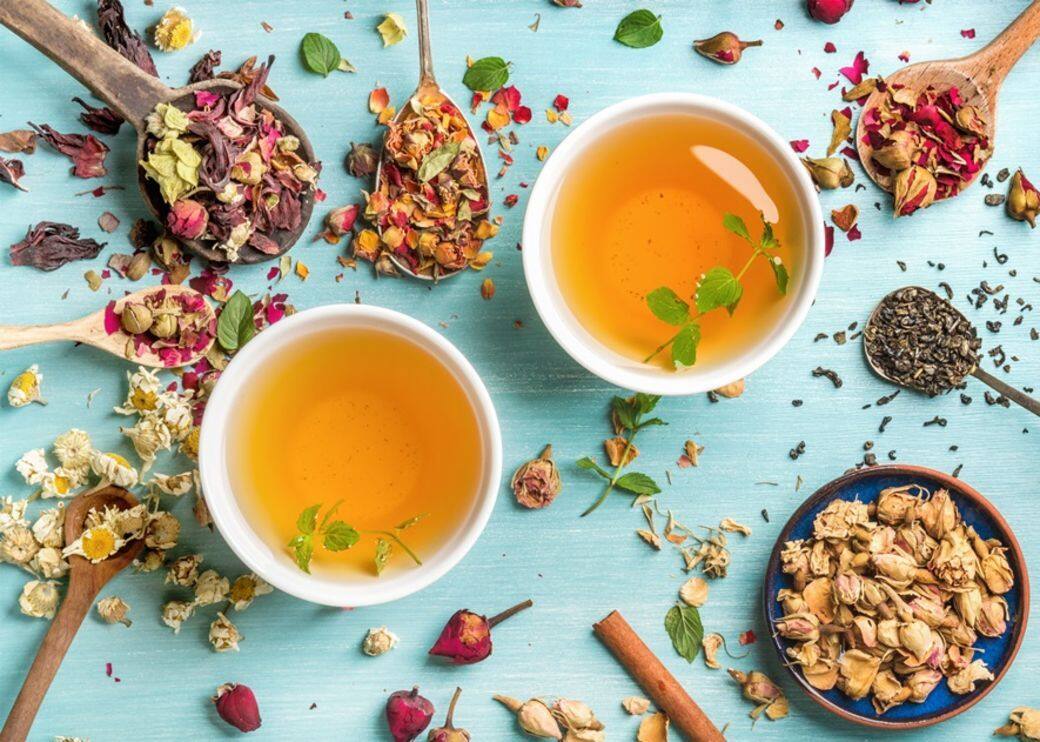 如果想自行在家煮祛濕茶,何醫師推介以下3款湯飲及茶飲*。 如果想自行在家煮祛濕茶,何醫師推介以下3款湯飲及茶飲*。