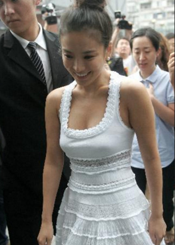 跟宋仲基結婚結婚前,女神宋慧喬也是用這個豆腐速瘦法極速瘦身。 跟宋仲基結婚結婚前,女神宋慧喬也是用這個豆腐速瘦法極速瘦身。