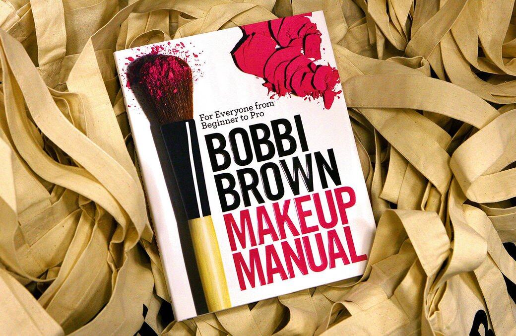 Bobbi Brown2010年與Bobbi Brown女士首次碰面是《Bobbi Brown Makeup Manual》新書發布會。與其說她是彩妝