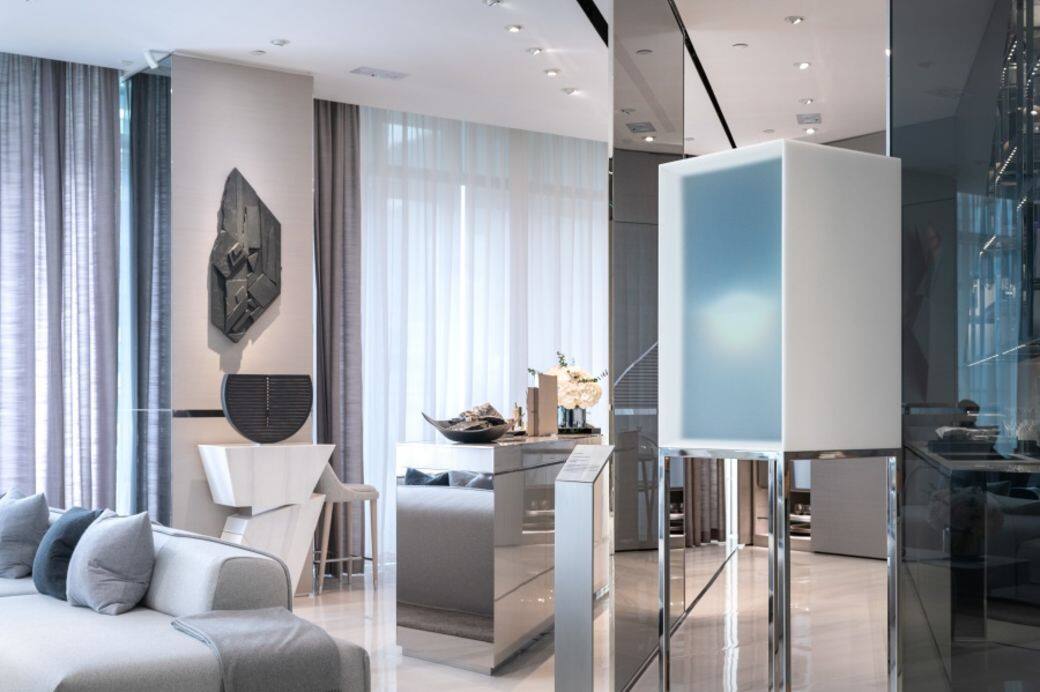 Carla 特別為香港La Prairie House創作了另一件的作品,表達她在瑞士Monte Rosa Hut所體驗 Carla 特別為香港La Prairie House創作了另一件的作品,表達她在瑞士Monte Rosa Hut所體驗
