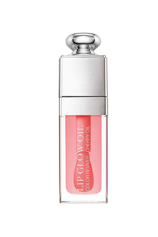 這款粉紅色調十分自然，掃在唇上能輕易化出自然好氣色的妝效，即使想