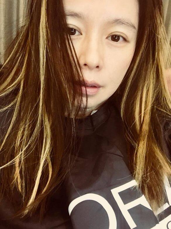 徐若瑄:「保養要從25歲開始做起。」長時間住在新加玻的徐若瑄,表示當地天 徐若瑄:「保養要從25歲開始做起。」長時間住在新加玻的徐若瑄,表示當地天