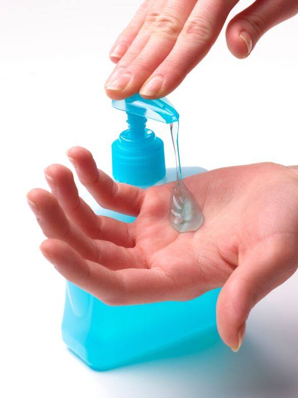 泡沫狀洗手液的原理在於泡沫泵頭，引發泡空間(foaming chamber)和網狀層(mesh)，重點在