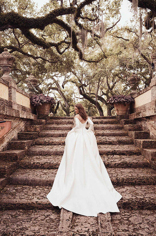 Monique LhuillierBridal Spring 2020 / Queen Monique LhuillierBridal Spring 2020 / Queen
