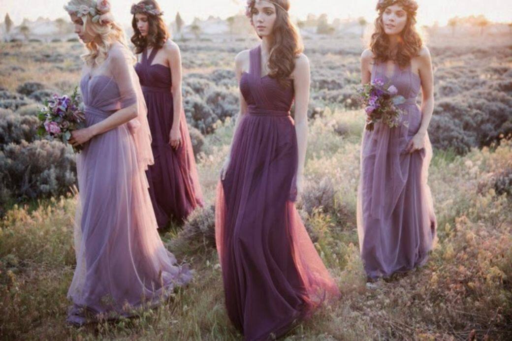 夢幻而富有貴族氣質的紫色，增加女神仙氣。Photo :Purple Bridesmaid Dresses