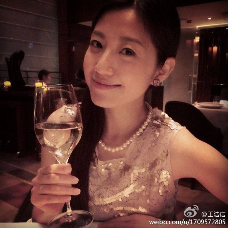 「約女神食飯!happy birthday to u 」 「約女神食飯!happy birthday to u 」