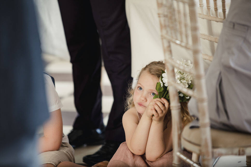 如果你打算帶同一名小孩出席婚禮,請事先了解一下婚禮上會否有其他 如果你打算帶同一名小孩出席婚禮,請事先了解一下婚禮上會否有其他