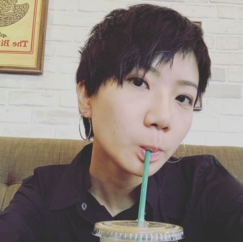 盧凱彤與余靜萍崎嶇的愛情一路走來並不容易 盧凱彤與余靜萍崎嶇的愛情一路走來並不容易