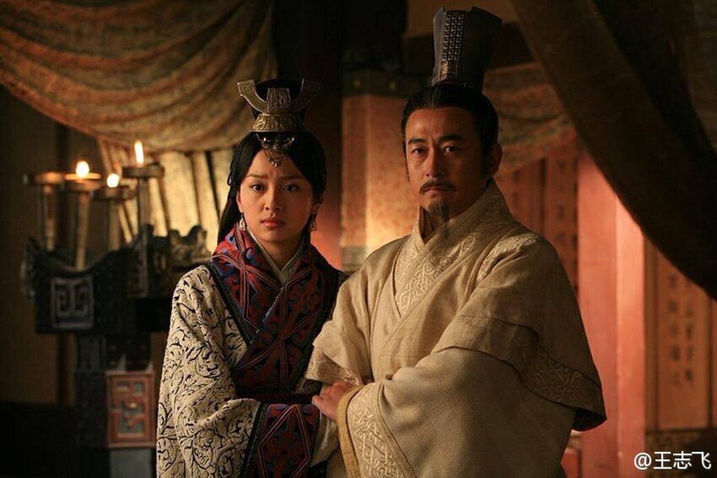87年在戲劇學院畢業後,堅持⼀一年只接三四部片,踏踏實實演戲的 資深演 87年在戲劇學院畢業後,堅持⼀一年只接三四部片,踏踏實實演戲的 資深演