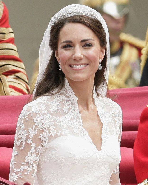 2011 Kate MiddletonKate Middleton可說是為近年婚禮造成很大影響，為新一代經典婚禮裝扮設定