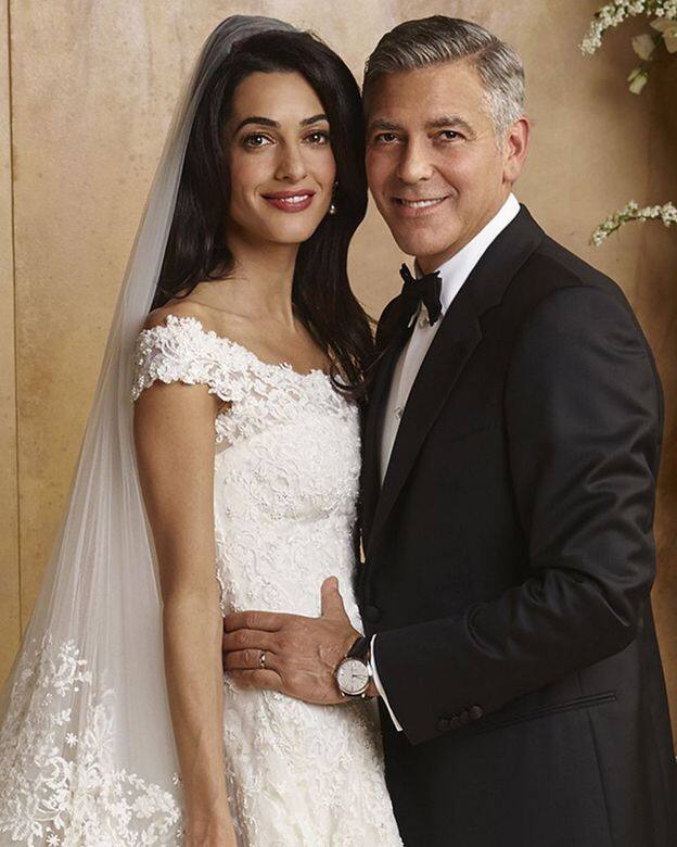 2014 Amal ClooneyAmal Clooney的新娘美容外觀完全是走輕鬆和優雅風格，為George Clooney的婚禮選擇