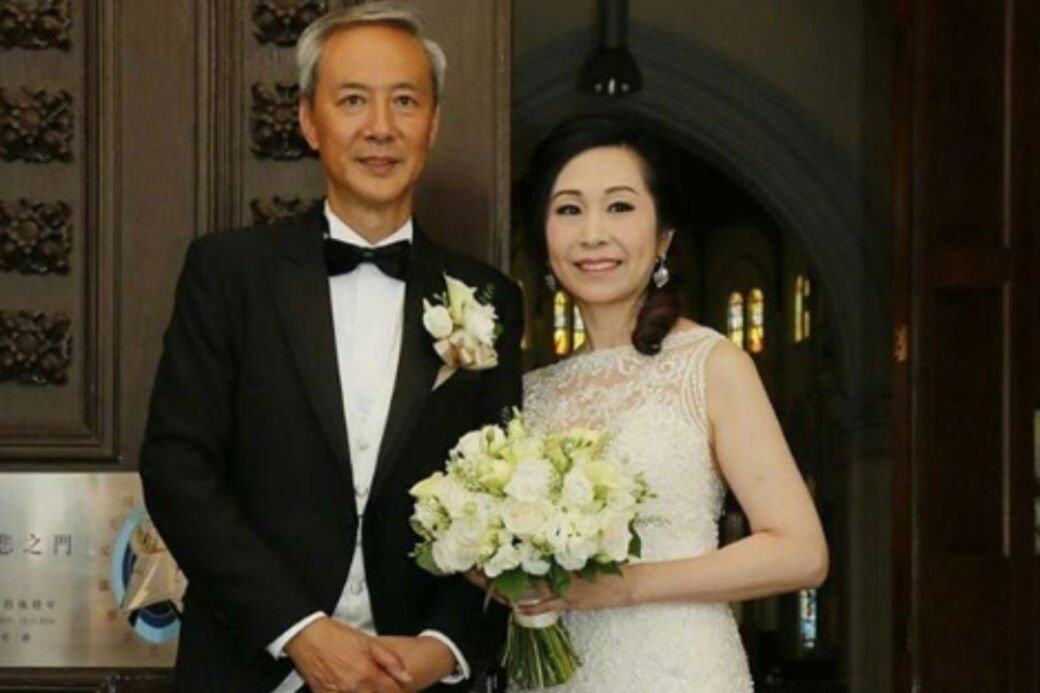 62歲陳榮峻終於娶吳香倫,黃昏戀婚禮得到家人的祝福! 62歲陳榮峻終於娶吳香倫,黃昏戀婚禮得到家人的祝福!