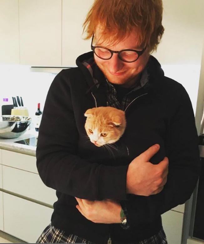 Cherry Seaborn 的不離不棄,感動了Ed Sheeran。他們的愛情,感動了全球歌迷。而Ed Sheeran也將她 Cherry Seaborn 的不離不棄,感動了Ed Sheeran。他們的愛情,感動了全球歌迷。而Ed Sheeran也將她