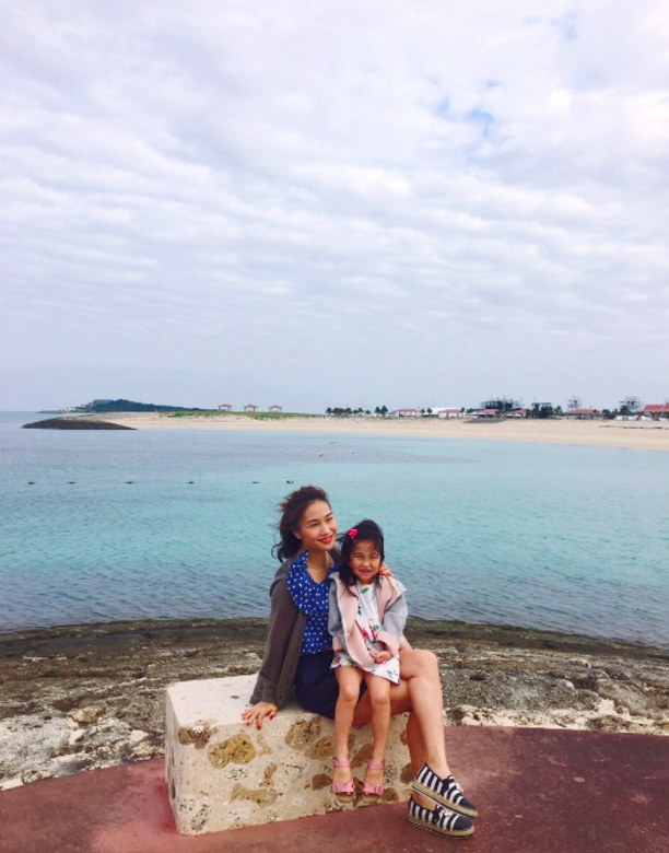 袁彩雲婚後過著休閒、無憂無慮的少奶奶生活 袁彩雲婚後過著休閒、無憂無慮的少奶奶生活