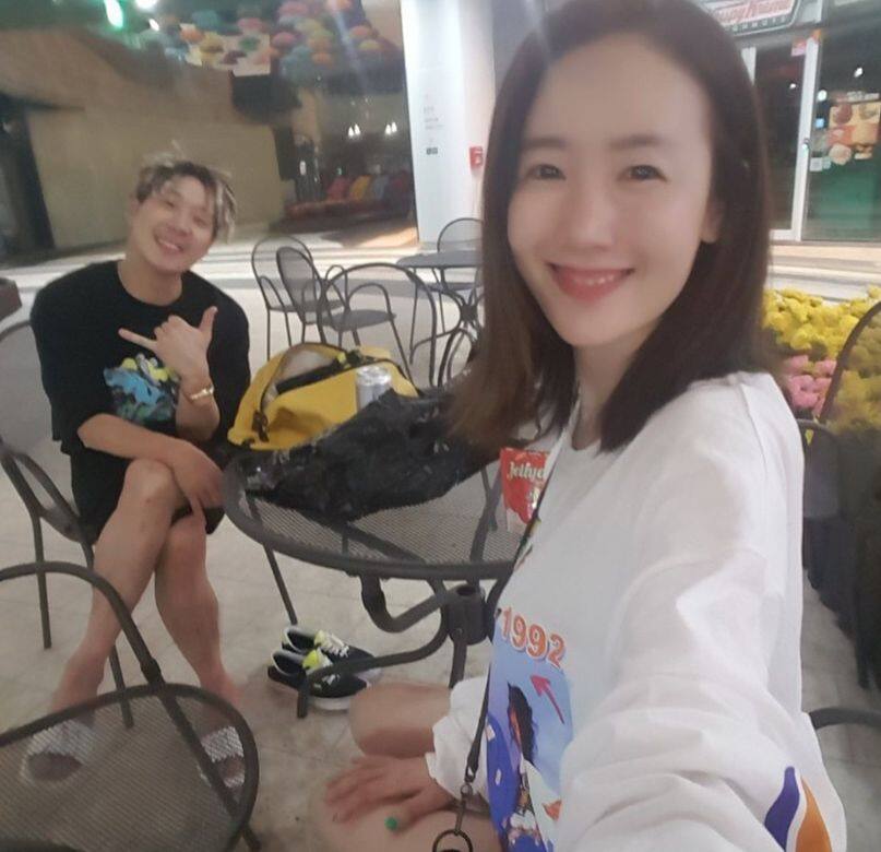 Haha和老婆的甜蜜日常 Haha和老婆的甜蜜日常