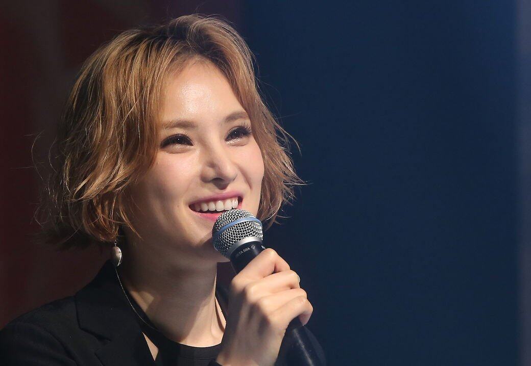 而曹政奭最近確定與潤娥、高斗心等人一起拍攝電影《EXIT》,Gummy也將在10月開 而曹政奭最近確定與潤娥、高斗心等人一起拍攝電影《EXIT》,Gummy也將在10月開