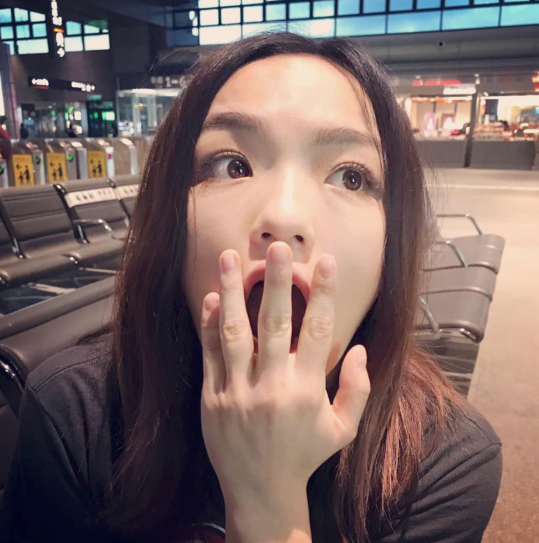 拉拉現在也是「人妻」了,看看這幾張甜蜜自然的婚紗照,真的讓人嘴角忍不 拉拉現在也是「人妻」了,看看這幾張甜蜜自然的婚紗照,真的讓人嘴角忍不