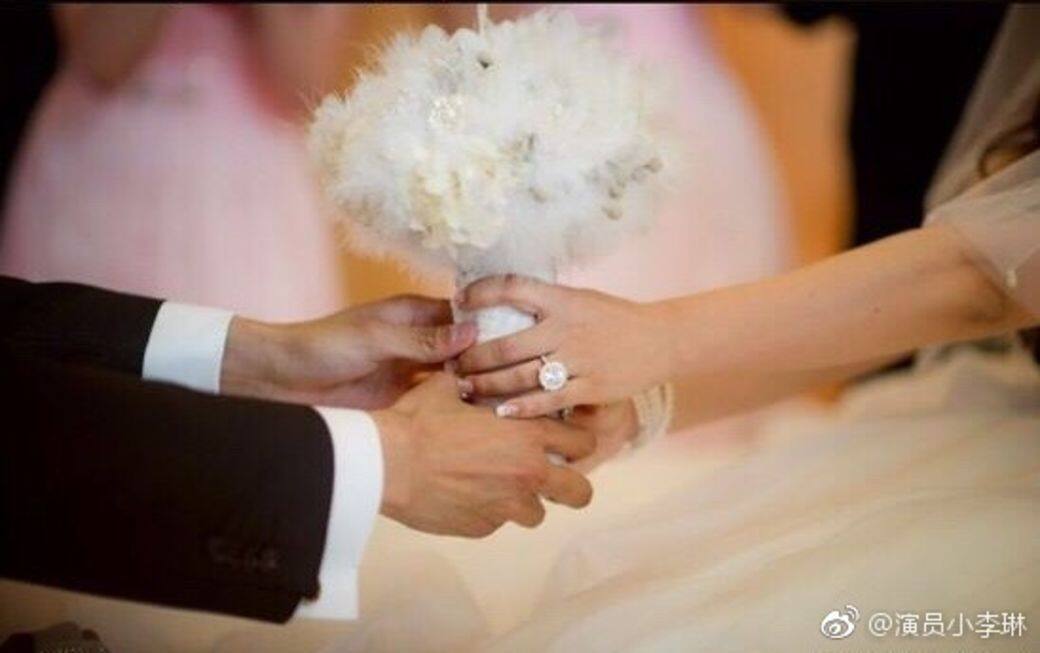李琳也分享了當年結婚的甜蜜事,「今天看到很多關於我們8.4克拉婚戒 李琳也分享了當年結婚的甜蜜事,「今天看到很多關於我們8.4克拉婚戒