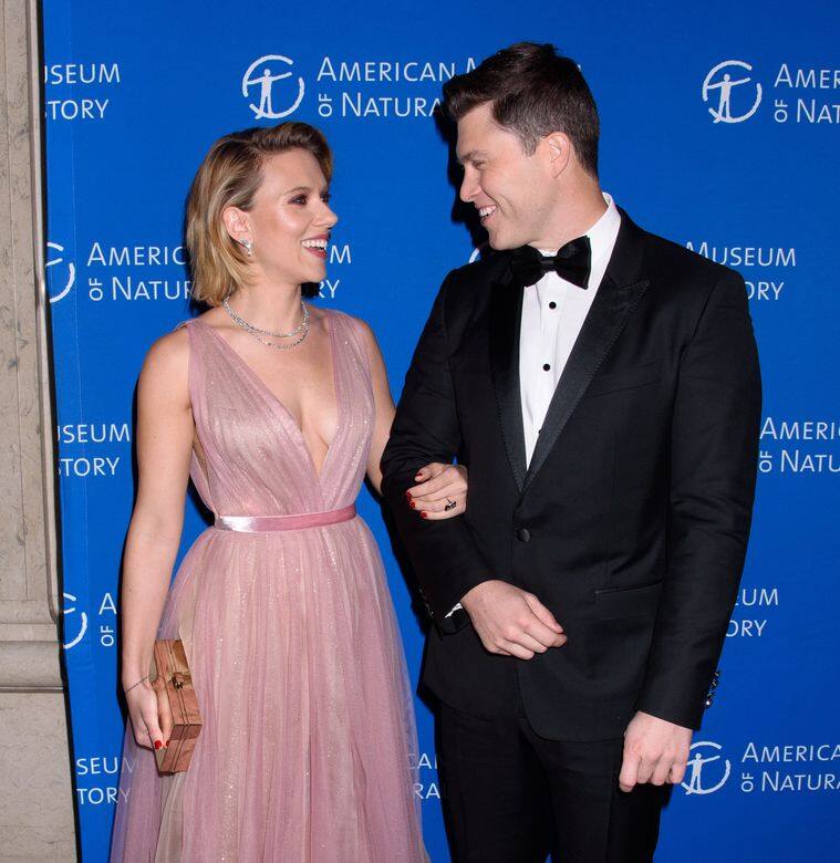 比Scarlett Johansson大兩歲的Colin則是首次戴上婚戒。 比Scarlett Johansson大兩歲的Colin則是首次戴上婚戒。