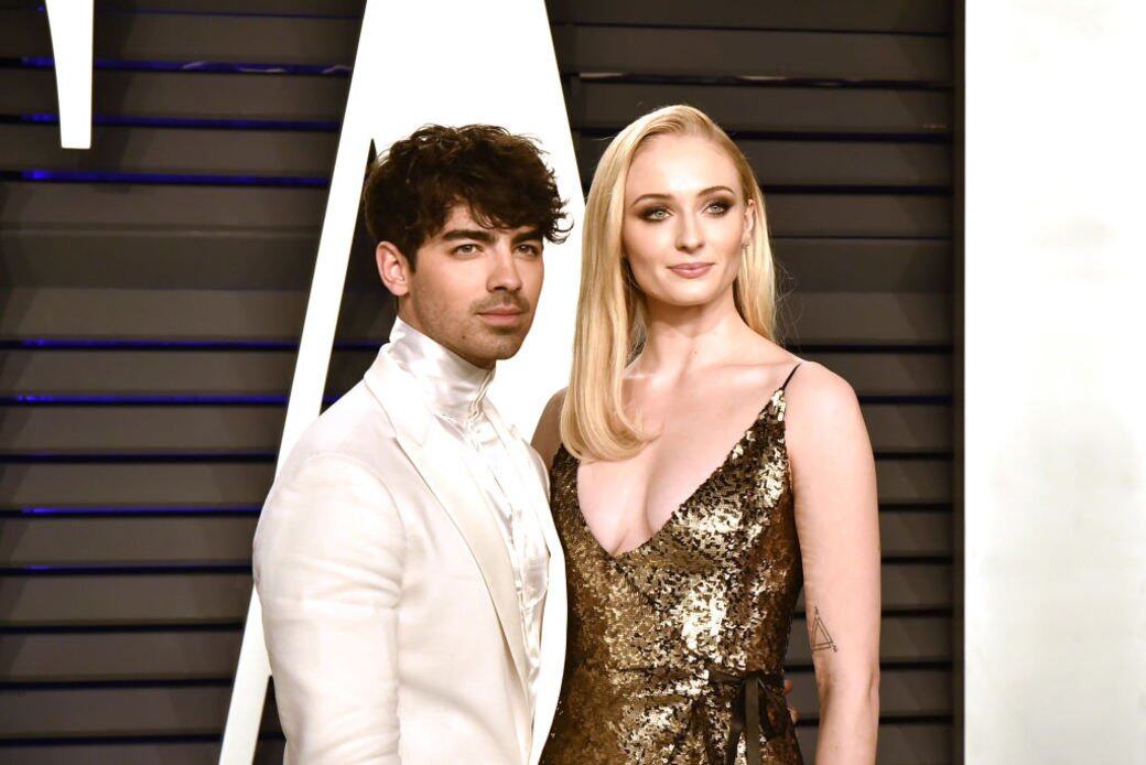 剛出席完Billboard頒獎禮、幾小時後直接辦婚禮!Sophie Turner和Joe Jonas的拉斯維加斯驚喜婚禮有多瘋狂? 剛出席完Billboard頒獎禮、幾小時後直接辦婚禮!Sophie Turner和Joe Jonas的拉斯維加斯驚喜婚禮有多瘋狂?