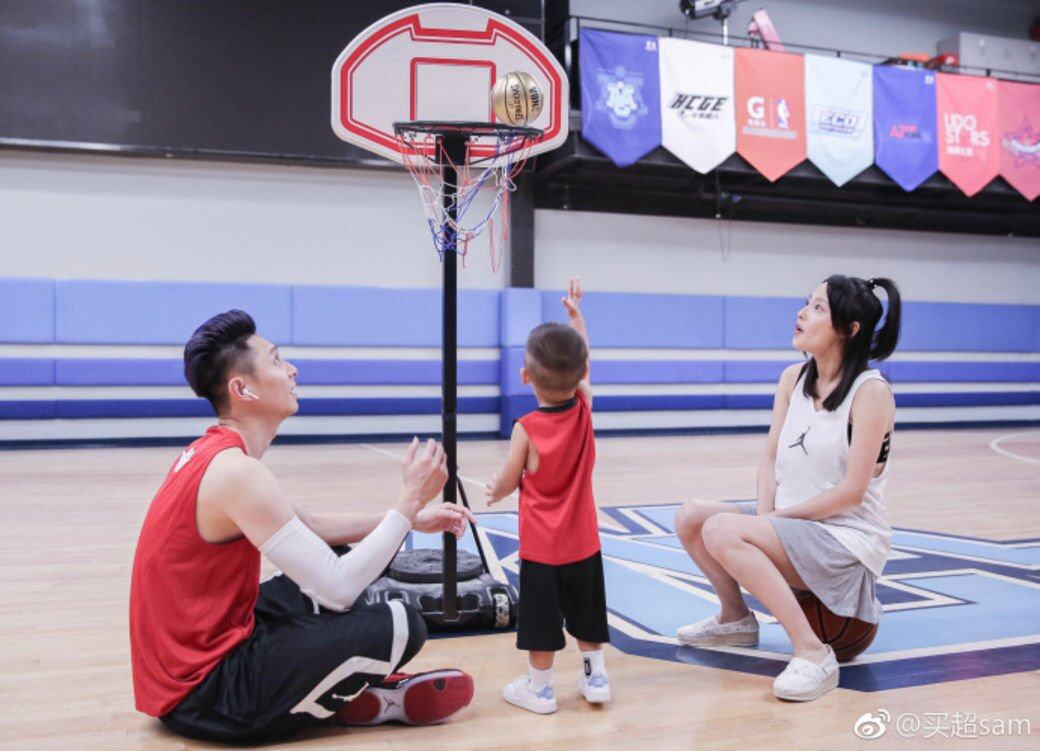 婚後買超依舊寵張嘉倪如手心上的公主 婚後買超依舊寵張嘉倪如手心上的公主