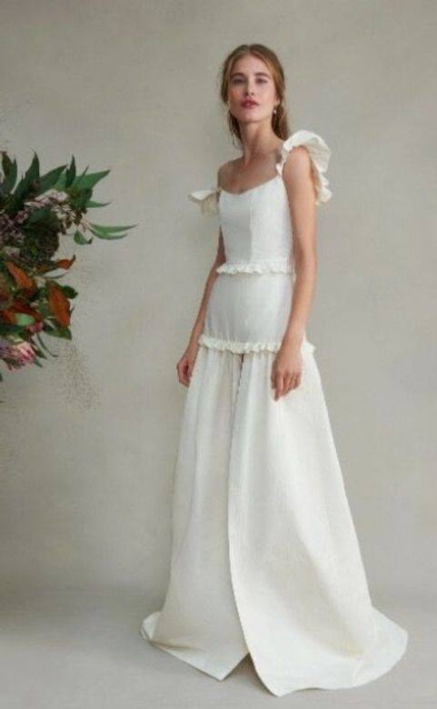 MarkarianSilk ruffle bridal gown - £3,329