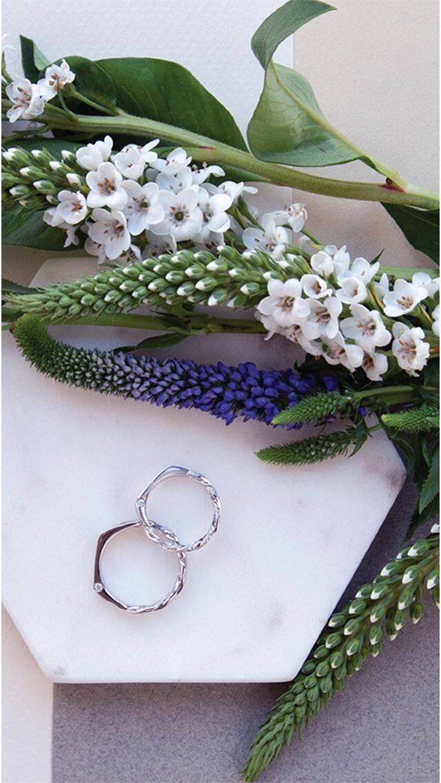 結婚對戒外圈刻上她和他的故事!編輯推介3個提供刻字服務的小眾婚戒品牌 結婚對戒外圈刻上她和他的故事!編輯推介3個提供刻字服務的小眾婚戒品牌