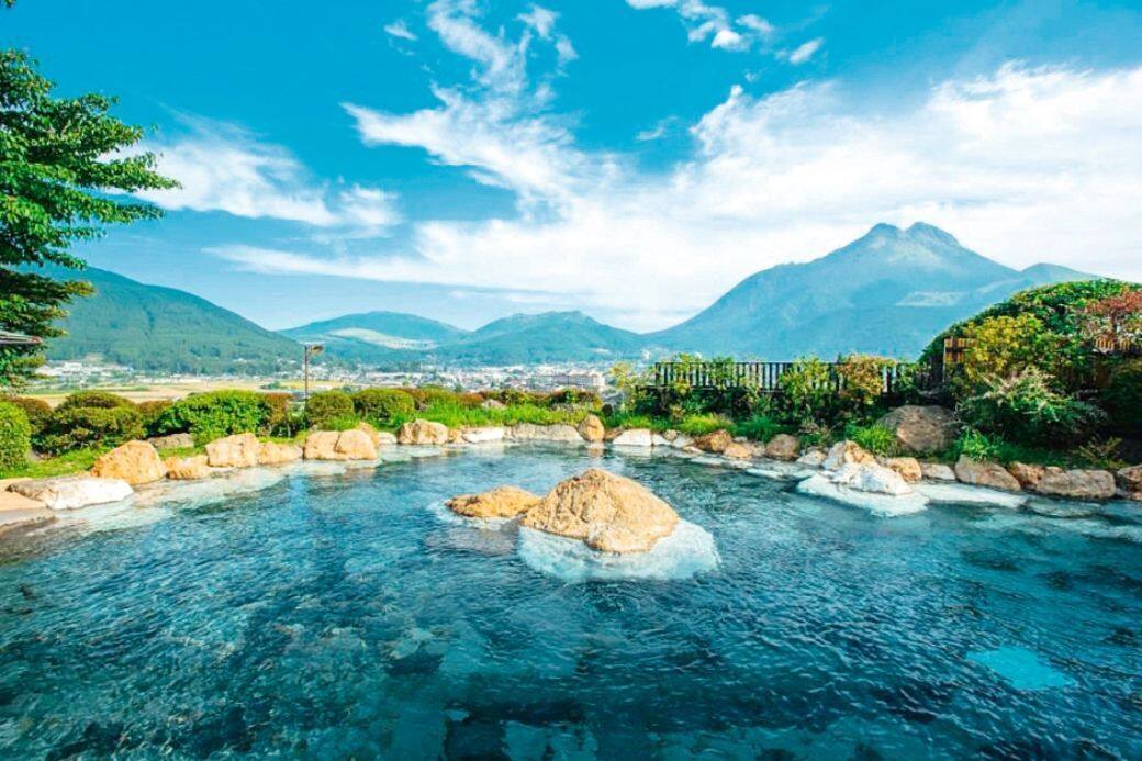 When to go :全年皆宜,旅程可短可長,最少四天。Where to go :1. 由布院: 九州大分縣的 When to go :全年皆宜,旅程可短可長,最少四天。Where to go :1. 由布院: 九州大分縣的