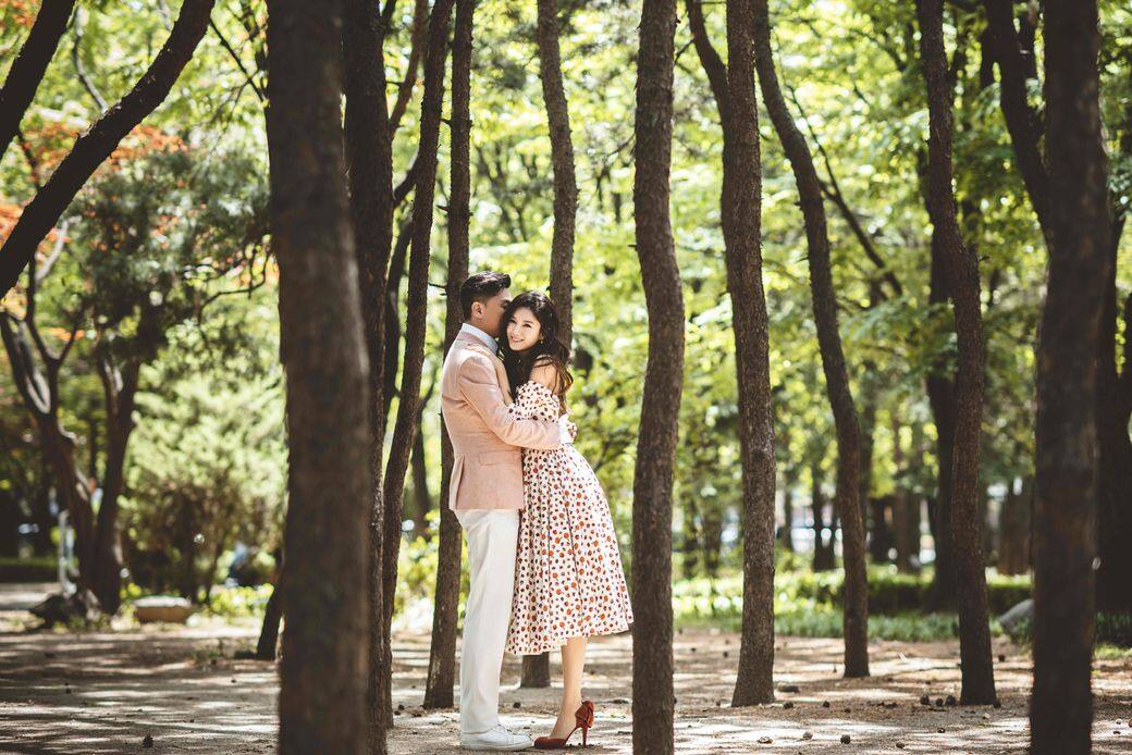 島山公園就在akujeong 區內,公園雖小,有一片小森林,可以拍出不一樣景深。方便 島山公園就在akujeong 區內,公園雖小,有一片小森林,可以拍出不一樣景深。方便