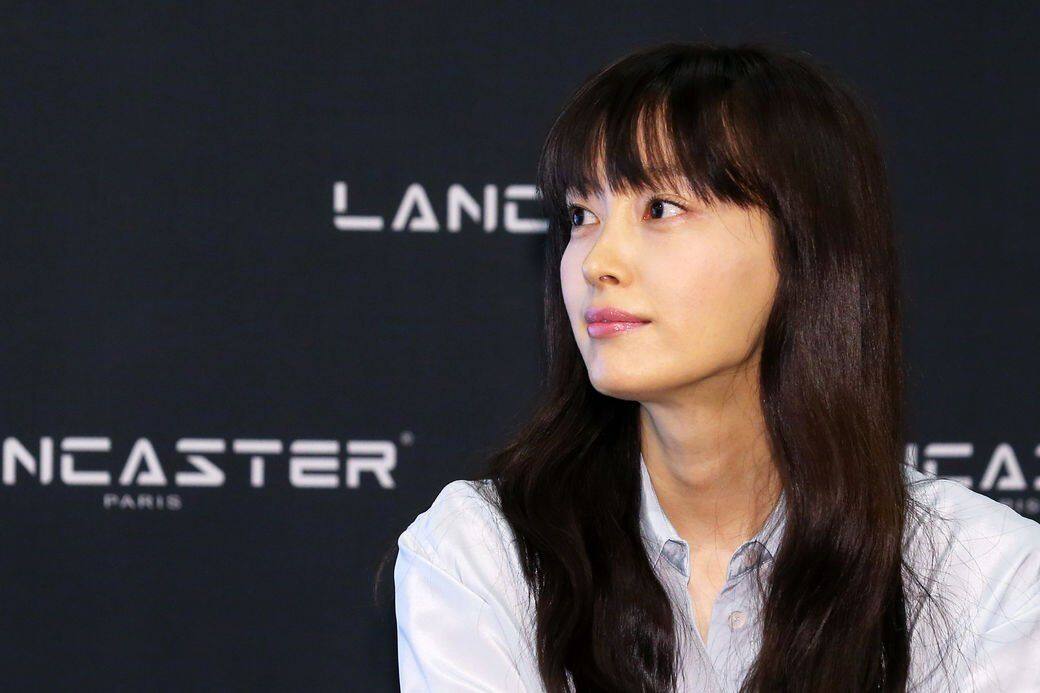 李娜英比元斌小2歲,自出道以來就有廣告天后的美名,也是韓國的氣質 李娜英比元斌小2歲,自出道以來就有廣告天后的美名,也是韓國的氣質
