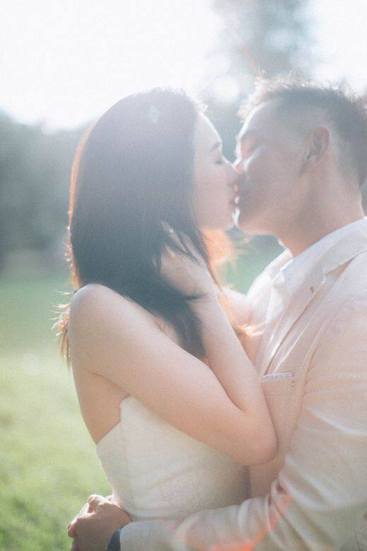 Jacky@Mary Ann Art & Photography:「其實不要過份注重擺Pre Wedding Pose,反而在拍攝應捕捉兩人之間的 Jacky@Mary Ann Art & Photography:「其實不要過份注重擺Pre Wedding Pose,反而在拍攝應捕捉兩人之間的
