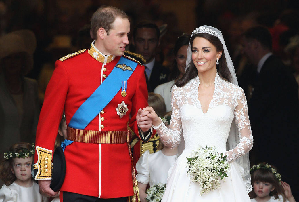 9. Kate MiddletonKate Middleton的12卡藍寶石及鑽石戒指，這枚價值50萬美元的價值可能不是