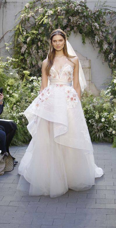 Best Bridal Fashion Show, Monique Lhuillier, 婚紗, 懷舊, 浪漫 Best Bridal Fashion Show, Monique Lhuillier, 婚紗, 懷舊, 浪漫