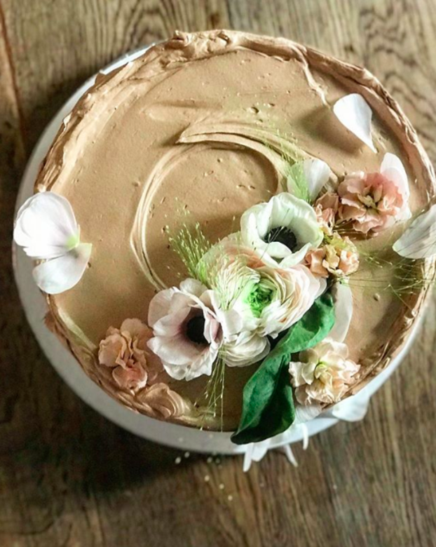 繼續翻翻Claire Ptak的Instagram,也許能預想一下哈里王子和Meghan Markle的結婚蛋糕吧! 繼續翻翻Claire Ptak的Instagram,也許能預想一下哈里王子和Meghan Markle的結婚蛋糕吧!