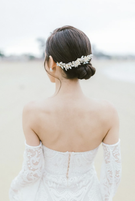 Le Soleil Bridal Closet的工作室位於尖沙咀,除了婚紗之外,還有售賣手工製作的新娘 Le Soleil Bridal Closet的工作室位於尖沙咀,除了婚紗之外,還有售賣手工製作的新娘