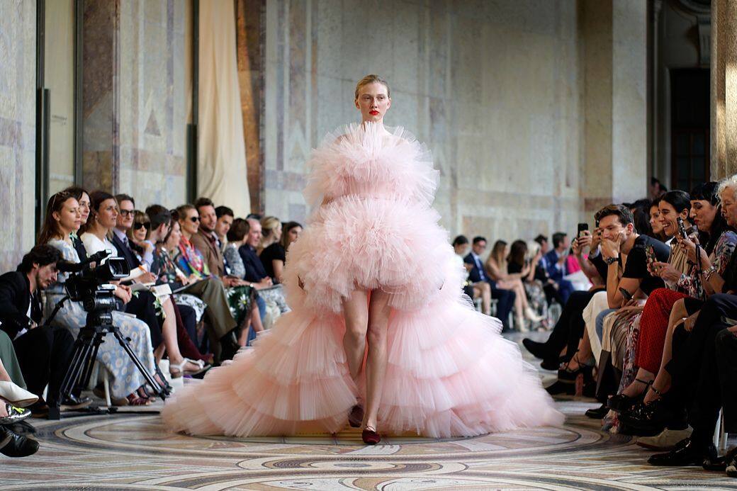 時裝週, 時裝周 , 高級訂製服 , Ralph & Russo, Elie Saab, Tony Ward, Alexander Vauthier, Stephane Rolland, 婚紗, Chanel 時裝週, 時裝周 , 高級訂製服 , Ralph & Russo, Elie Saab, Tony Ward, Alexander Vauthier, Stephane Rolland, 婚紗, Chanel