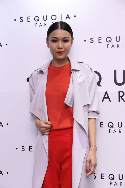 何嘉莉於2006年與第一任老公結婚時也選擇了半島酒店舉辦低調婚禮。 何嘉莉於2006年與第一任老公結婚時也選擇了半島酒店舉辦低調婚禮。