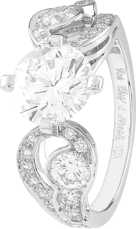 Aladdin單顆寶石戒指2019年9月新推出的戒指款式，鉑金和圓形鑽石