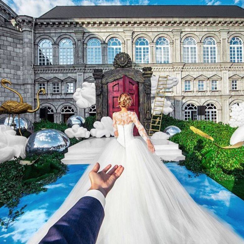 Instagram上最紅的Follow Me牽手情侶檔結婚啦!俄國攝影師Murad Osmann和電視節目主持人 Instagram上最紅的Follow Me牽手情侶檔結婚啦!俄國攝影師Murad Osmann和電視節目主持人