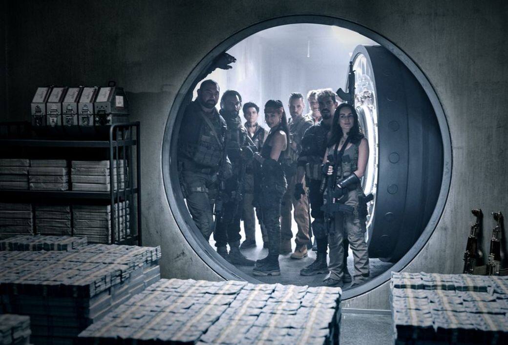 喪屍末日片近年繼續大行其道,Netflix自然不會錯過這個潮流,拍攝了《Army of the 喪屍末日片近年繼續大行其道,Netflix自然不會錯過這個潮流,拍攝了《Army of the