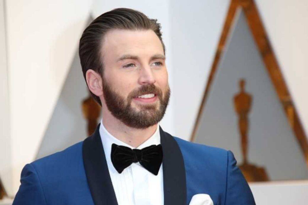 高情商低笑點、最愛看《小魚仙》!關於型男Chris Evans 9個不為人知的小秘密 高情商低笑點、最愛看《小魚仙》!關於型男Chris Evans 9個不為人知的小秘密